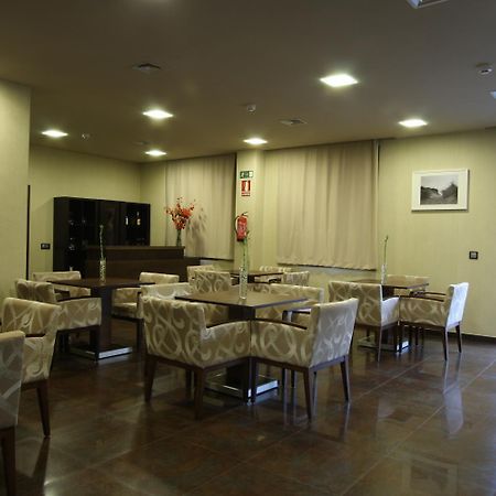 Hotel Dinastia Getafe Zewnętrze zdjęcie