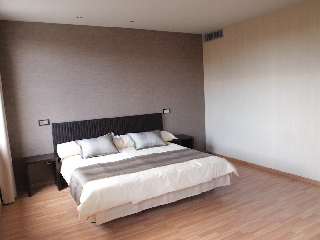 Hotel Dinastia Getafe Zewnętrze zdjęcie