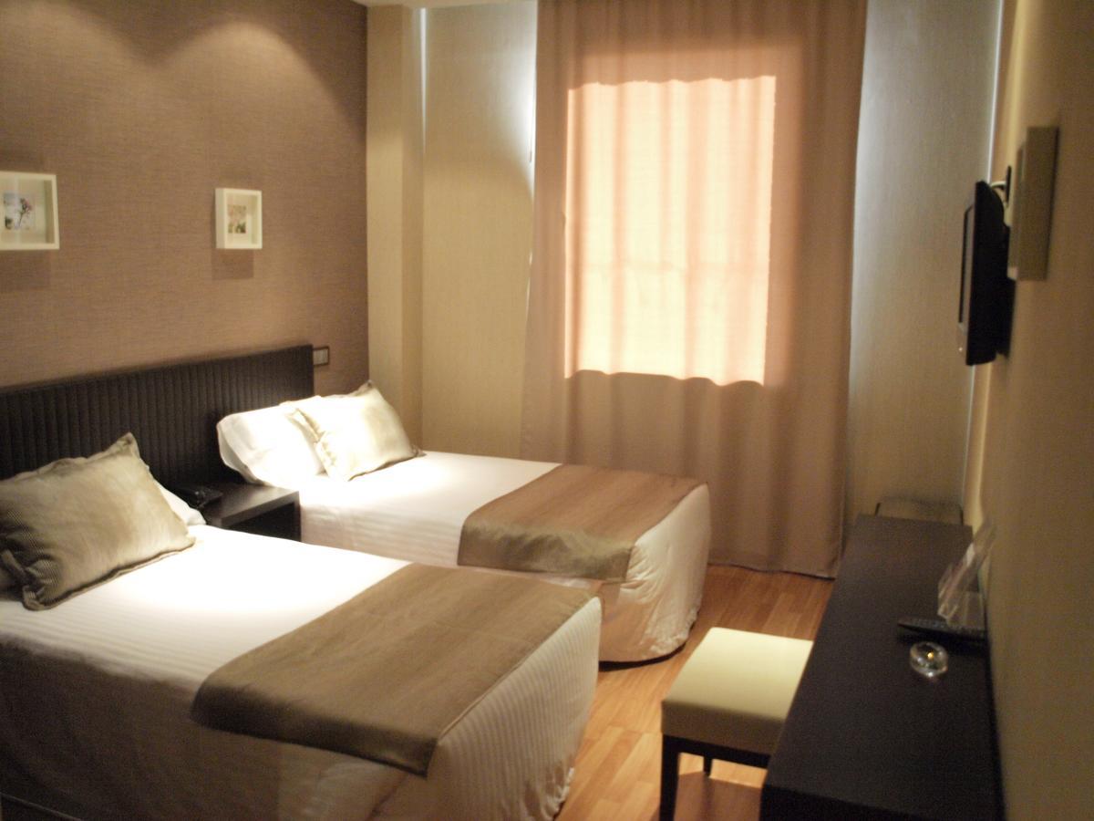 Hotel Dinastia Getafe Zewnętrze zdjęcie